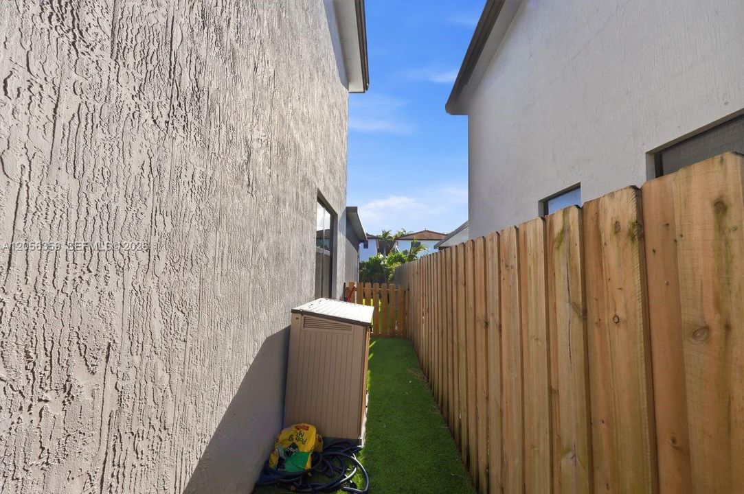 En Venta: $475,000 (3 camas, 2 baños, 1514 Pies cuadrados)