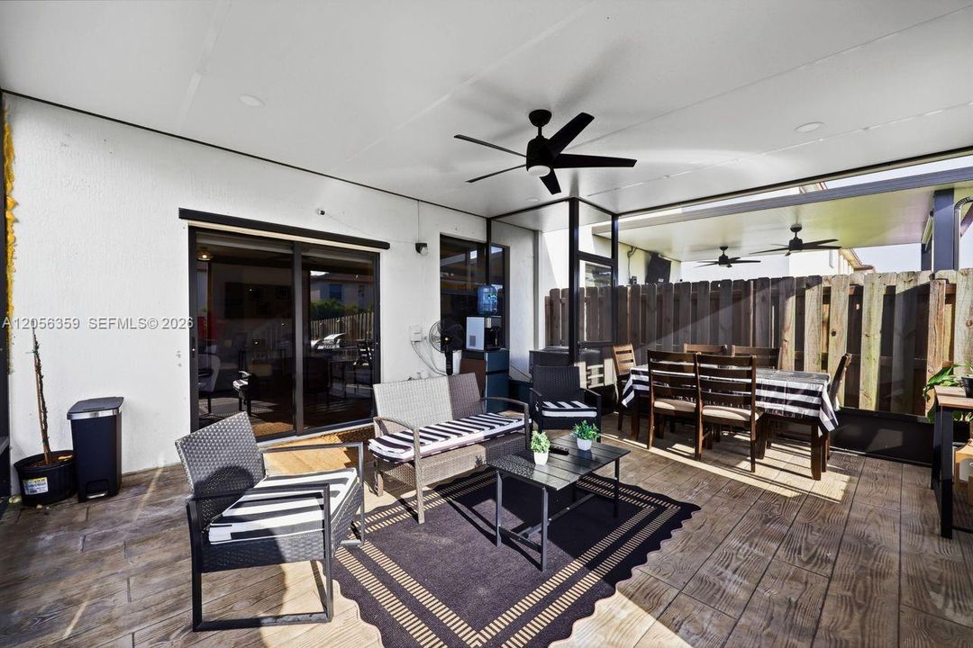 En Venta: $475,000 (3 camas, 2 baños, 1514 Pies cuadrados)