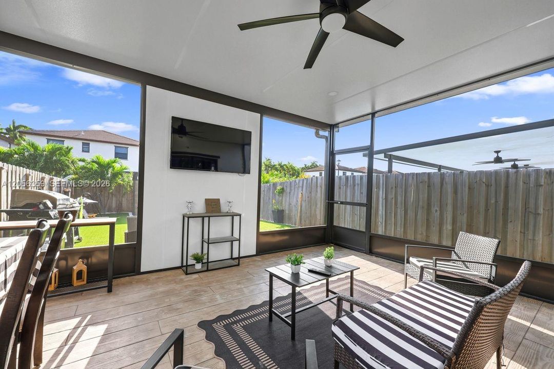 En Venta: $475,000 (3 camas, 2 baños, 1514 Pies cuadrados)