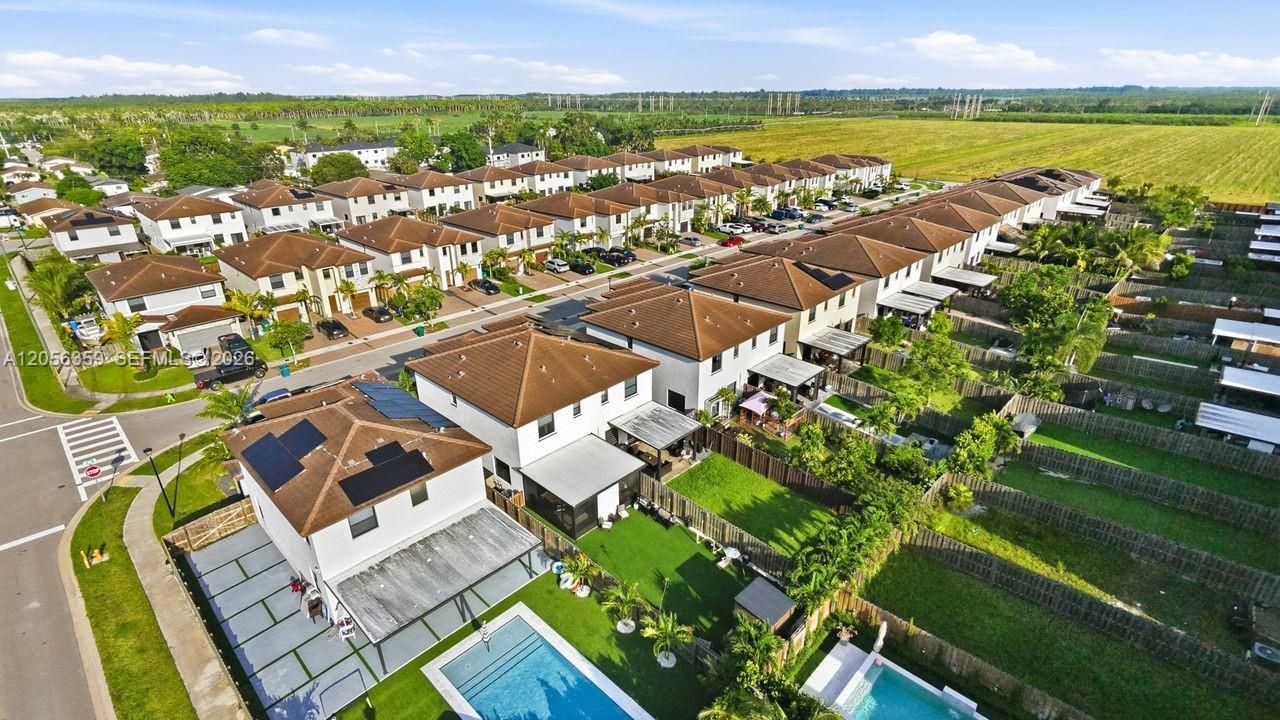 En Venta: $475,000 (3 camas, 2 baños, 1514 Pies cuadrados)