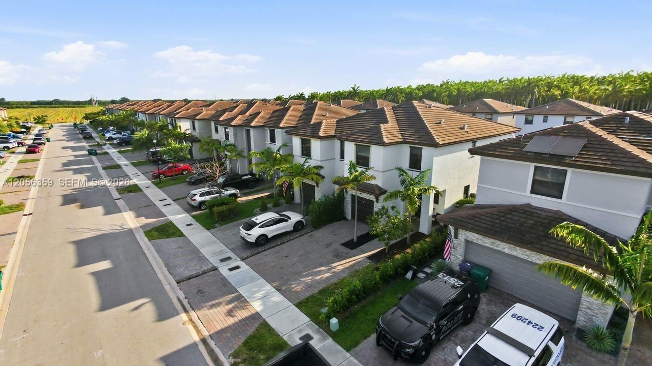 En Venta: $475,000 (3 camas, 2 baños, 1514 Pies cuadrados)