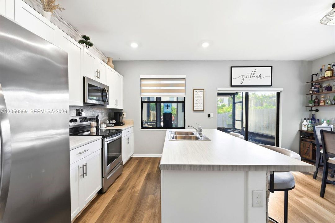 En Venta: $475,000 (3 camas, 2 baños, 1514 Pies cuadrados)