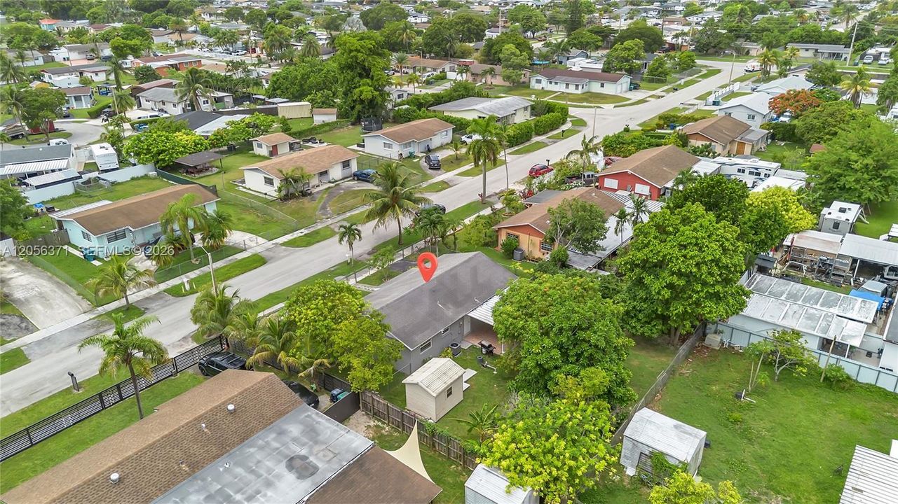 For Sale: $460,000 (3 beds, 1 baths, 1056 Square Feet)