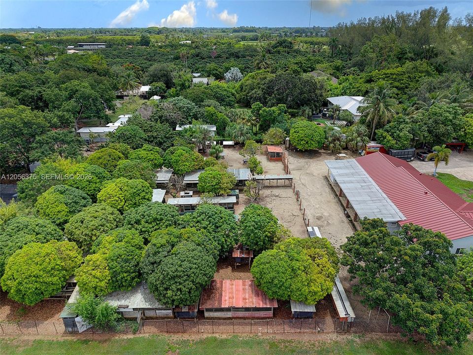 На продажу: $969,000 (3 спален, 3 ванн, 1904 Квадратных фут)