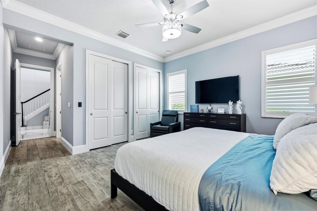 Guest Bedroom 1st Floor