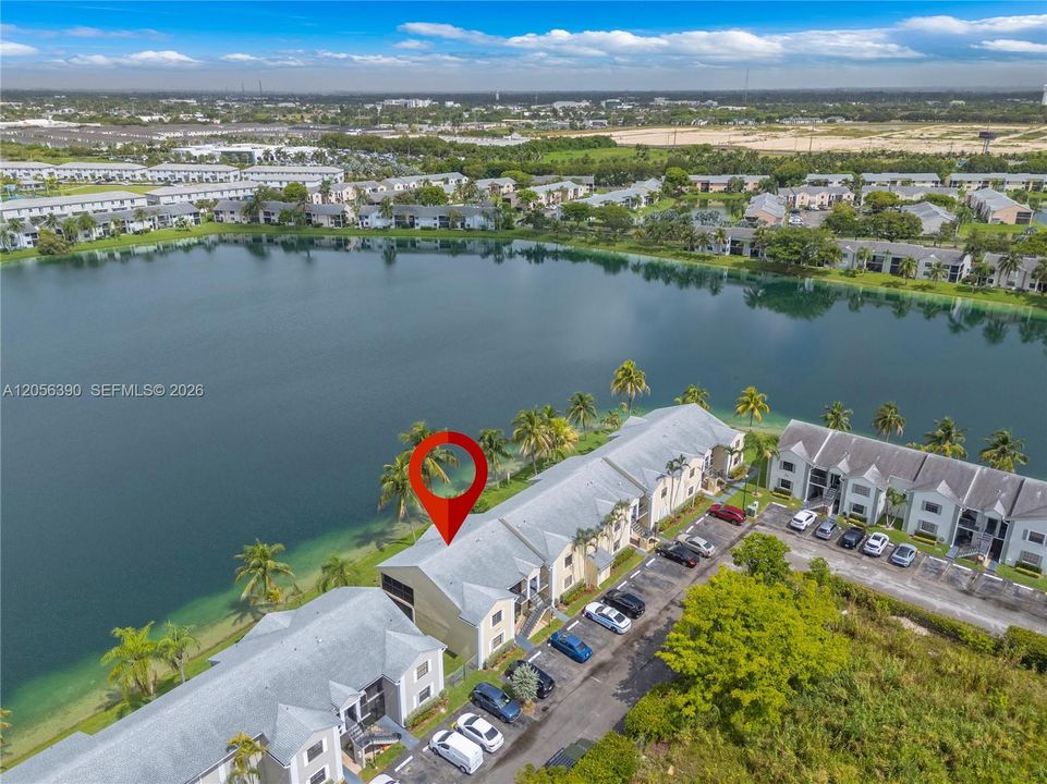 На продажу: $235,000 (3 спален, 2 ванн, 1195 Квадратных фут)