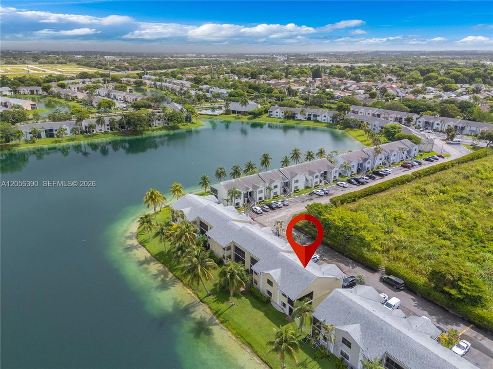На продажу: $235,000 (3 спален, 2 ванн, 1195 Квадратных фут)