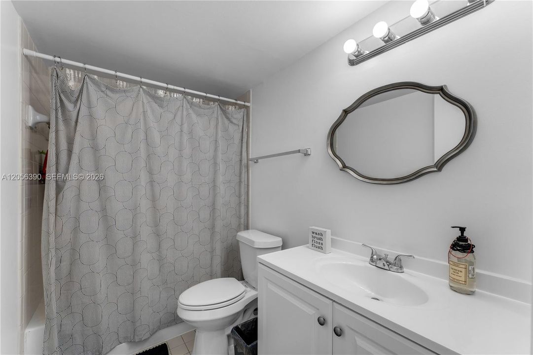 BATHROOM #1