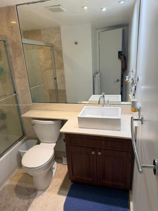 В аренду: $1,950 (2 спален, 2 ванн, 782 Квадратных фут)