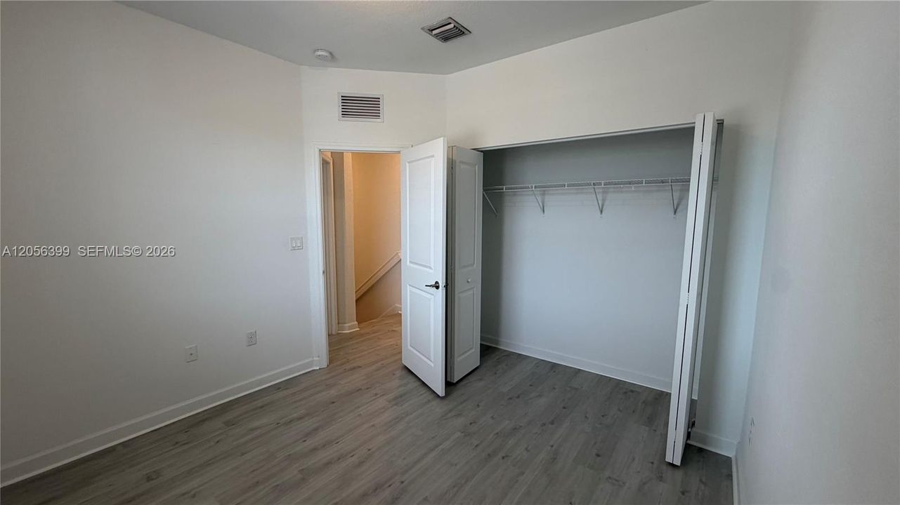 For Rent: $2,599 (3 beds, 2 baths, 1442 Square Feet)