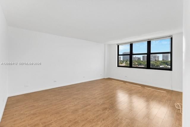 En Venta: $570,000 (2 camas, 2 baños, 1300 Pies cuadrados)