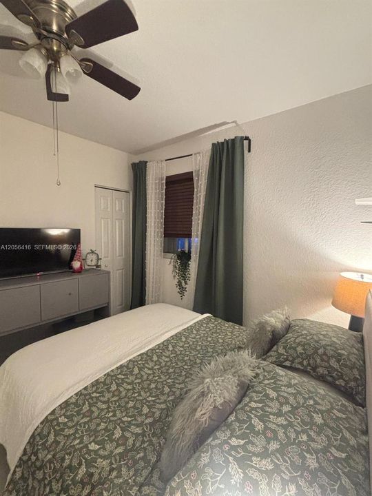 В аренду: $3,800 (4 спален, 2 ванн, 2058 Квадратных фут)