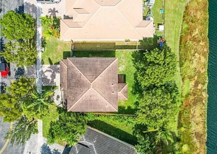 В аренду: $3,800 (4 спален, 2 ванн, 2058 Квадратных фут)