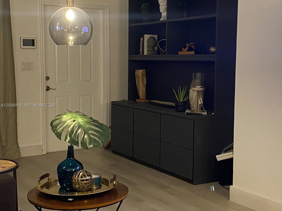 В аренду: $3,800 (4 спален, 2 ванн, 2058 Квадратных фут)