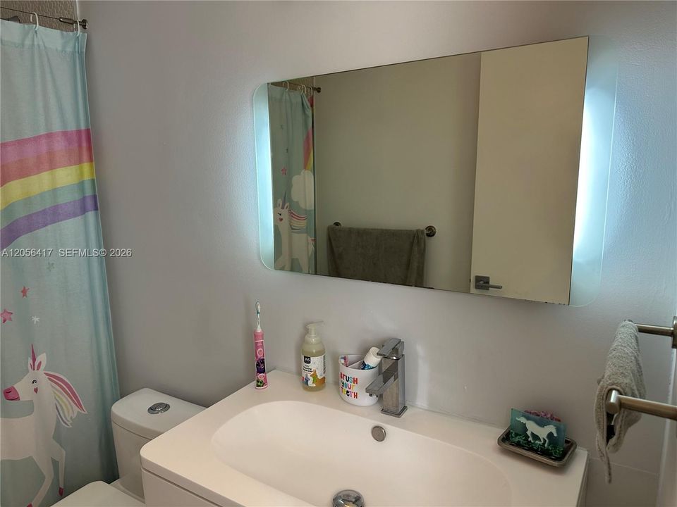 For Rent: $5,000 (2 beds, 2 baths, 1410 Square Feet)