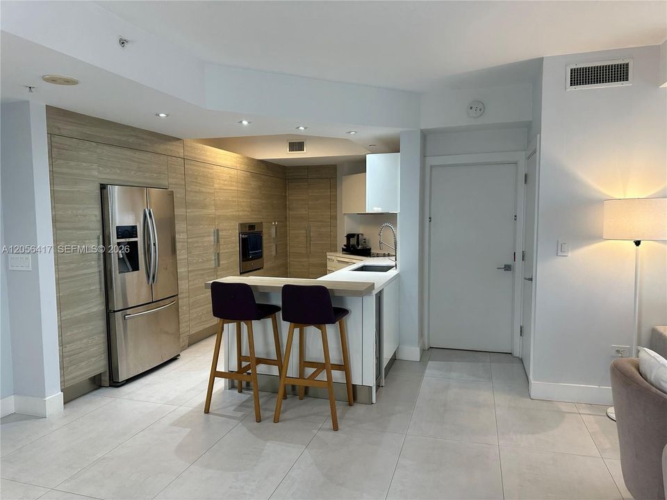For Rent: $5,000 (2 beds, 2 baths, 1410 Square Feet)