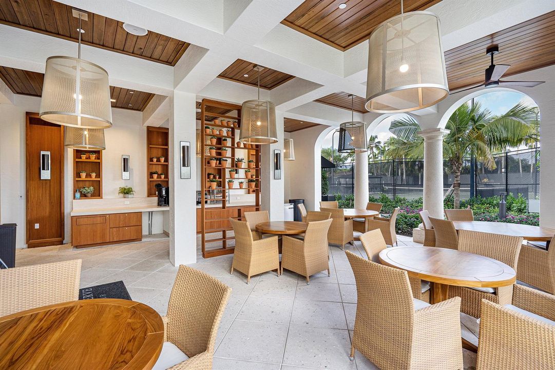023-16131VillaVizcayaPlace-DelrayBeach-F