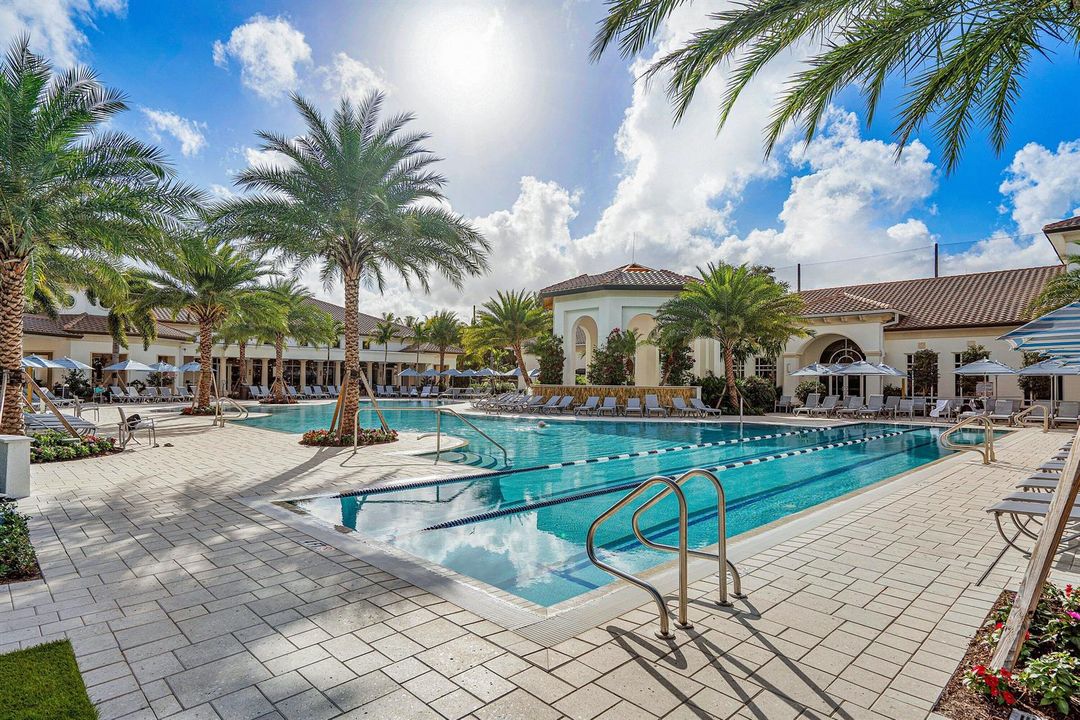 021-16131VillaVizcayaPlace-DelrayBeach-F