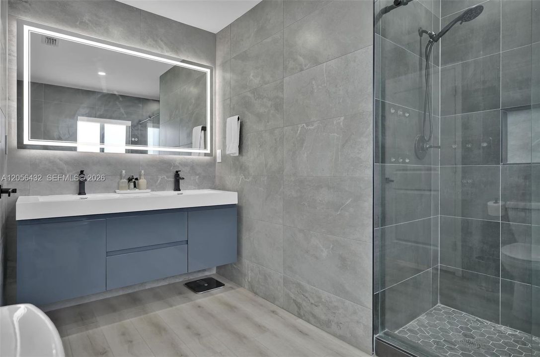 В аренду: $3,900 (3 спален, 2 ванн, 1524 Квадратных фут)