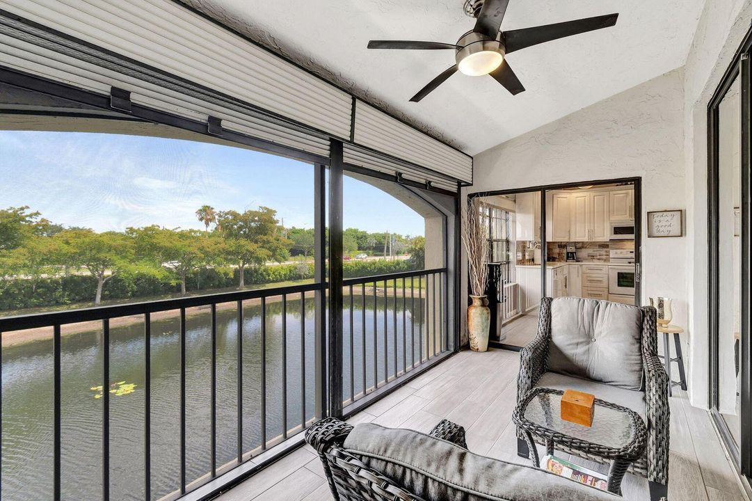 SCREENED BALCONY
