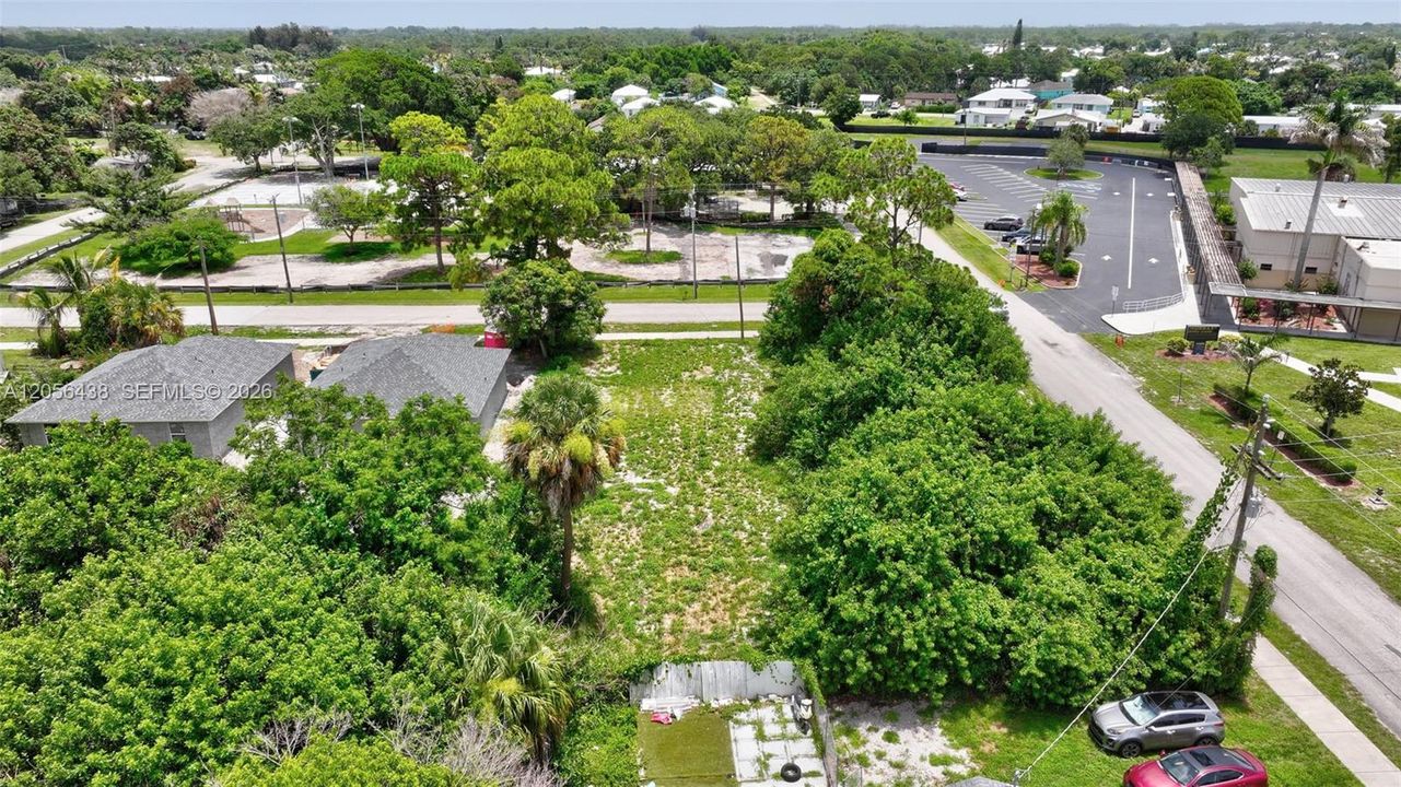 En Venta: $135,900 (0.17 acres)