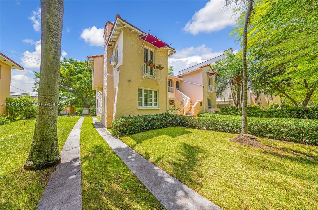 For Rent: $1,800 (1 beds, 1 baths, 500 Square Feet)