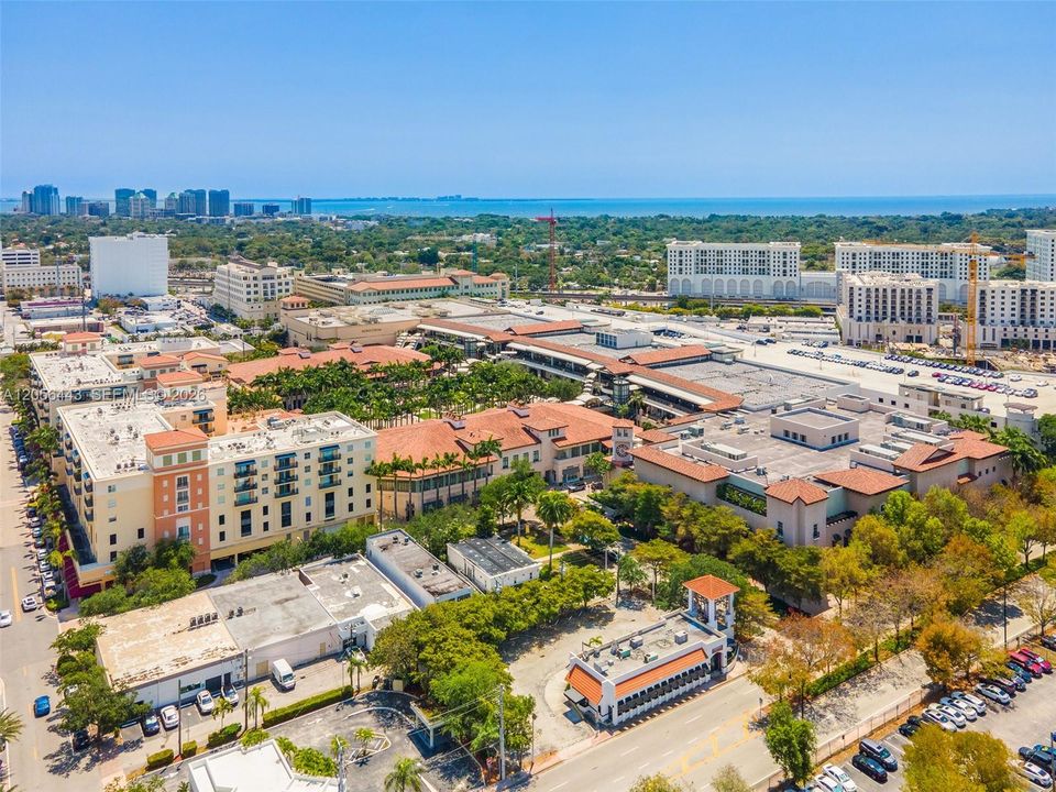 For Rent: $1,800 (1 beds, 1 baths, 500 Square Feet)