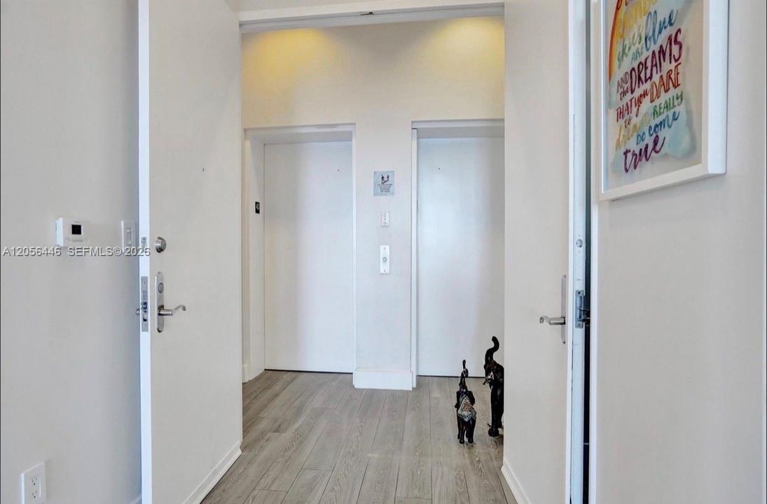 En Venta: $2,925,000 (3 camas, 3 baños, 2768 Pies cuadrados)