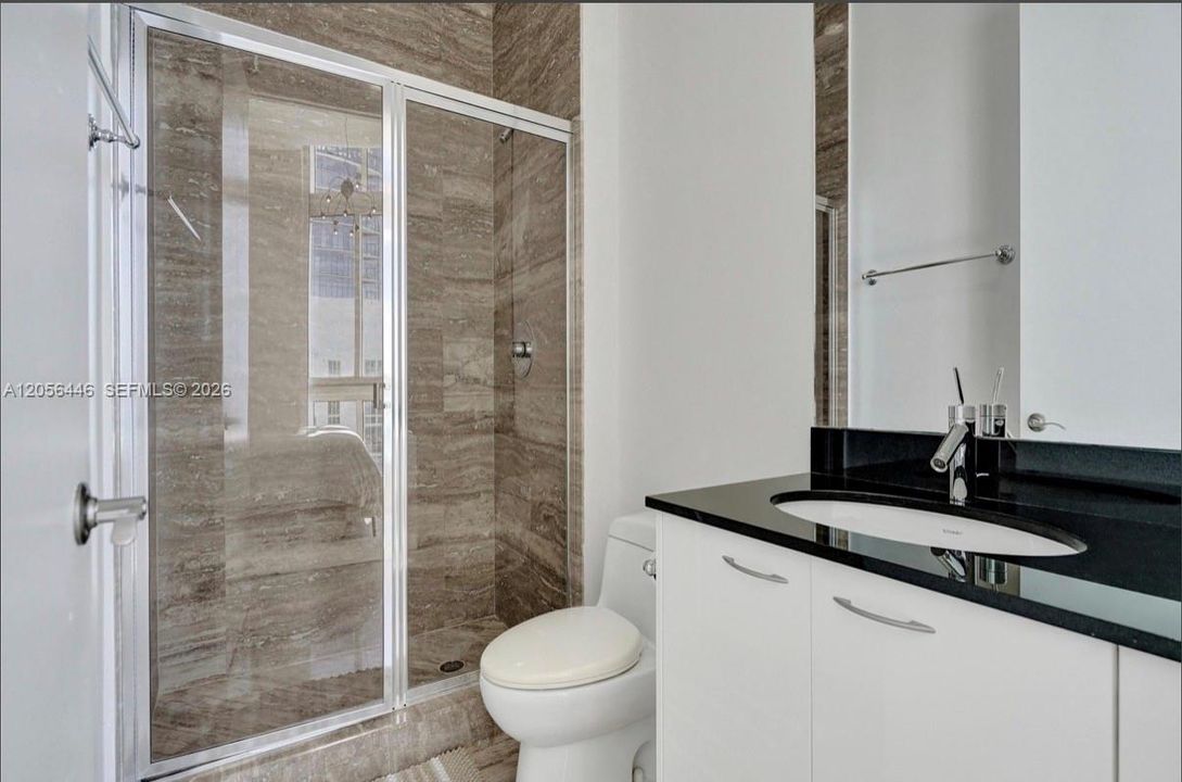 En Venta: $2,925,000 (3 camas, 3 baños, 2768 Pies cuadrados)