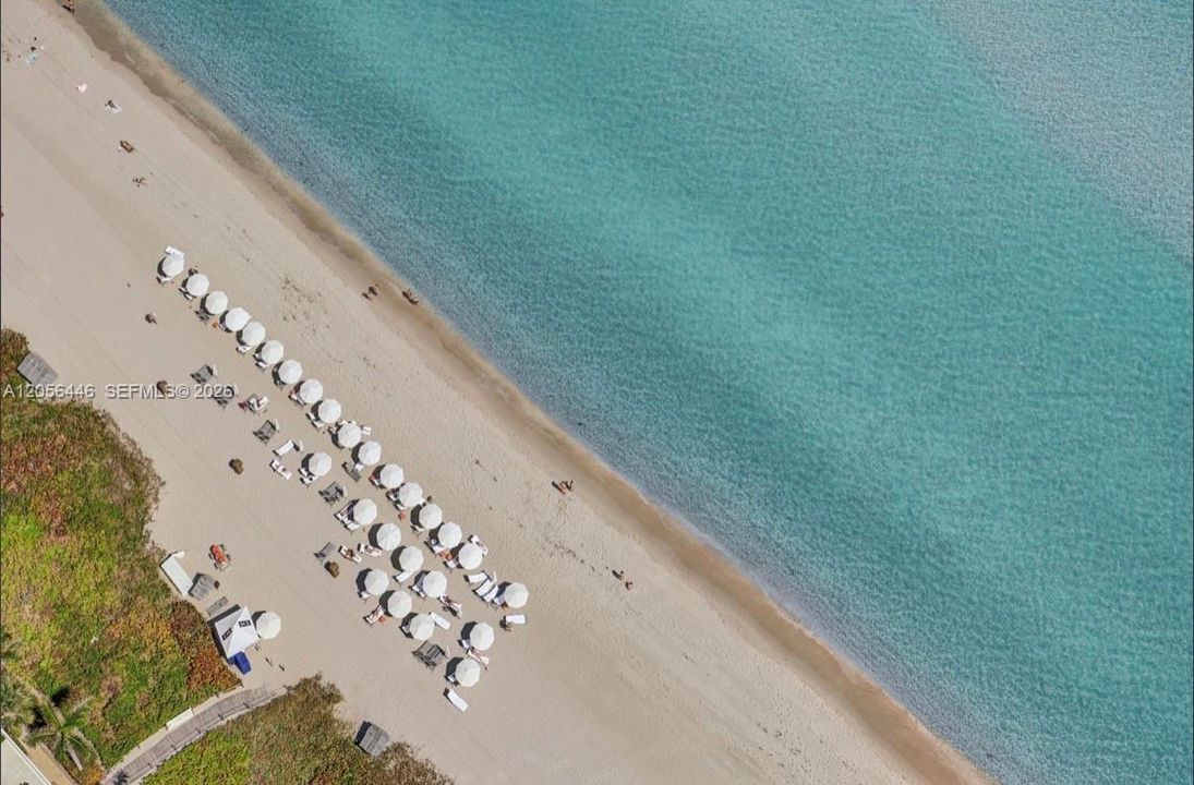En Venta: $2,925,000 (3 camas, 3 baños, 2768 Pies cuadrados)