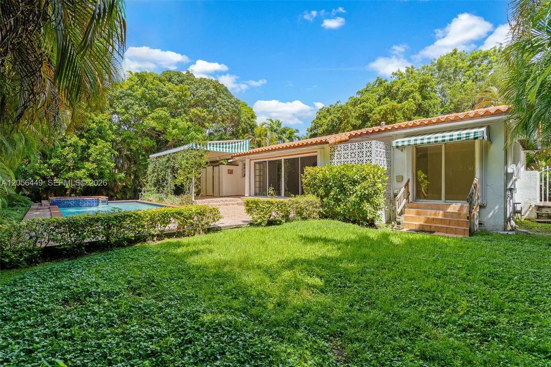На продажу: $1,750,000 (3 спален, 3 ванн, 1606 Квадратных фут)