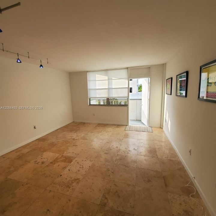 En Venta: $345,000 (1 camas, 1 baños, 655 Pies cuadrados)