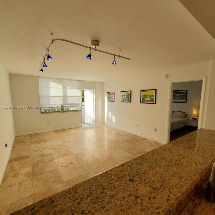 En Venta: $345,000 (1 camas, 1 baños, 655 Pies cuadrados)
