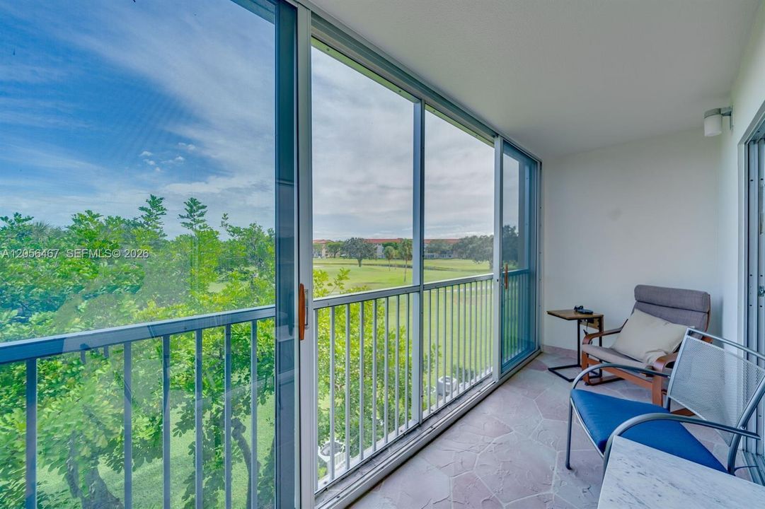 For Rent: $1,850 (1 beds, 1 baths, 1065 Square Feet)