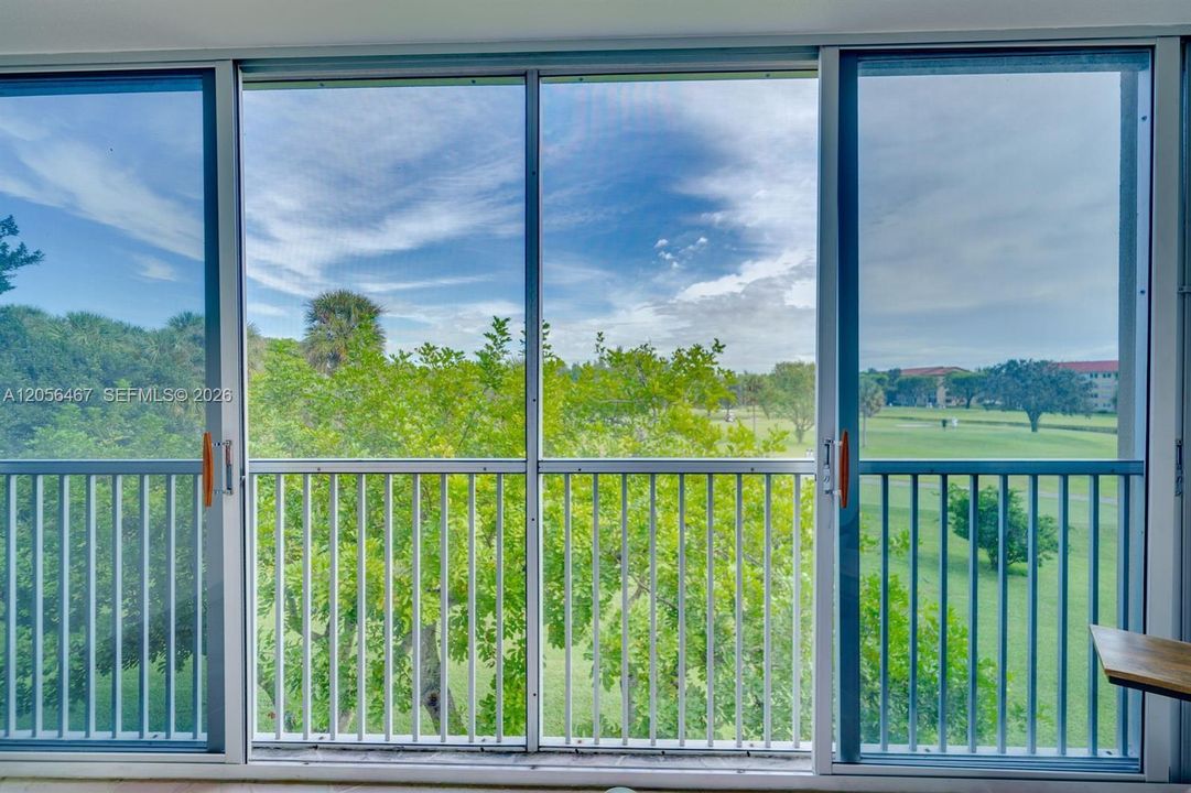 For Rent: $1,850 (1 beds, 1 baths, 1065 Square Feet)