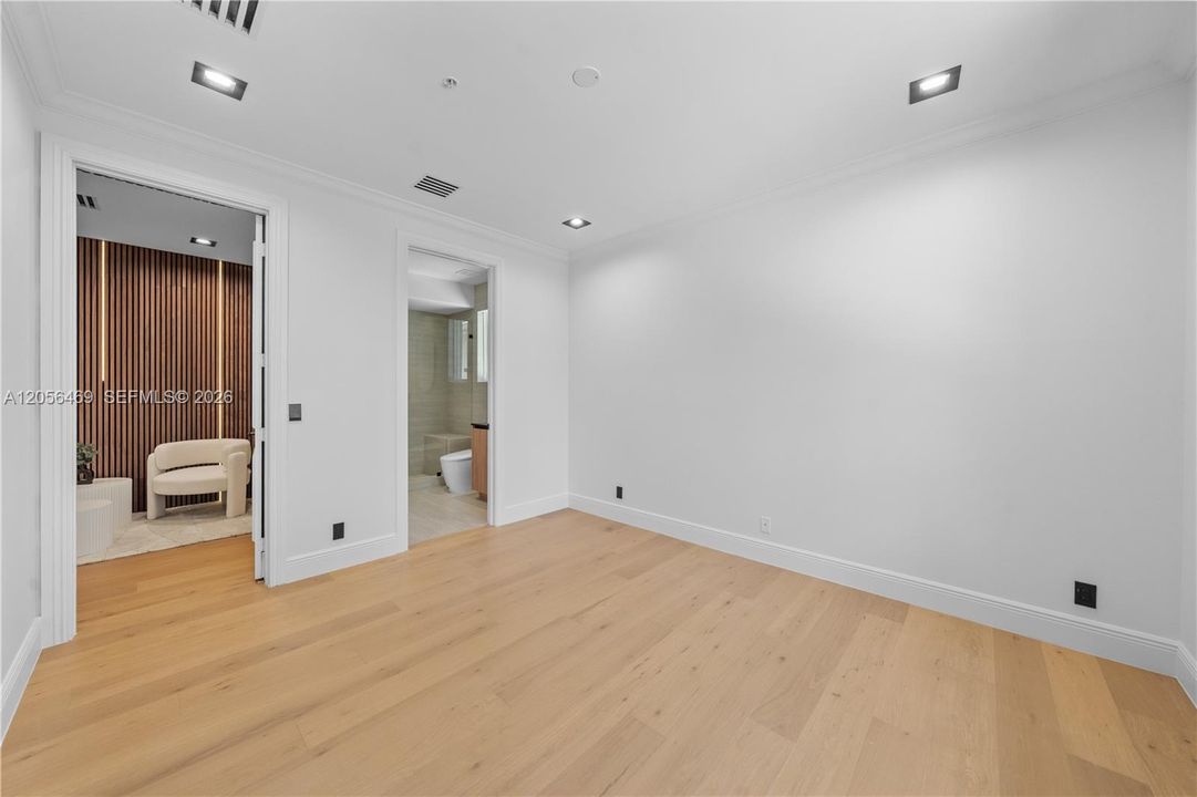 На продажу: $3,995,000 (4 спален, 4 ванн, 3660 Квадратных фут)