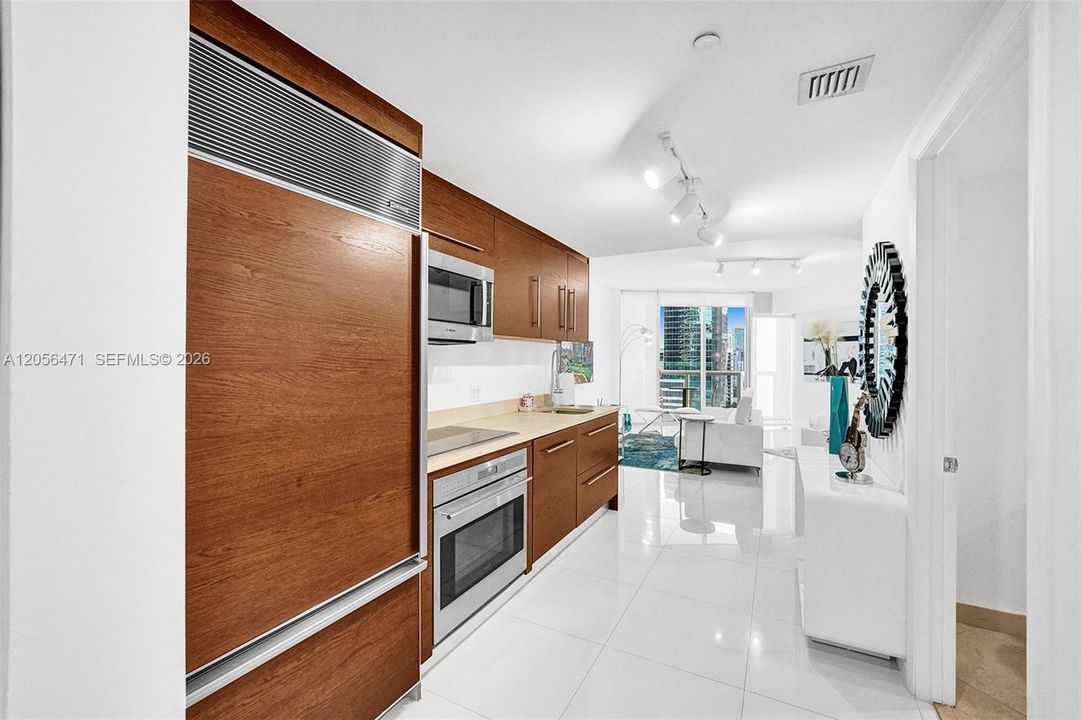 В аренду: $3,250 (0 спален, 1 ванн, 598 Квадратных фут)