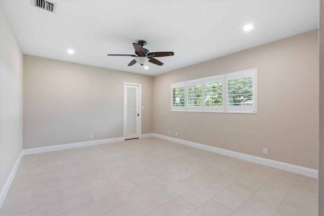 21-11976 N Lake Drive Boynton Beach, FL-