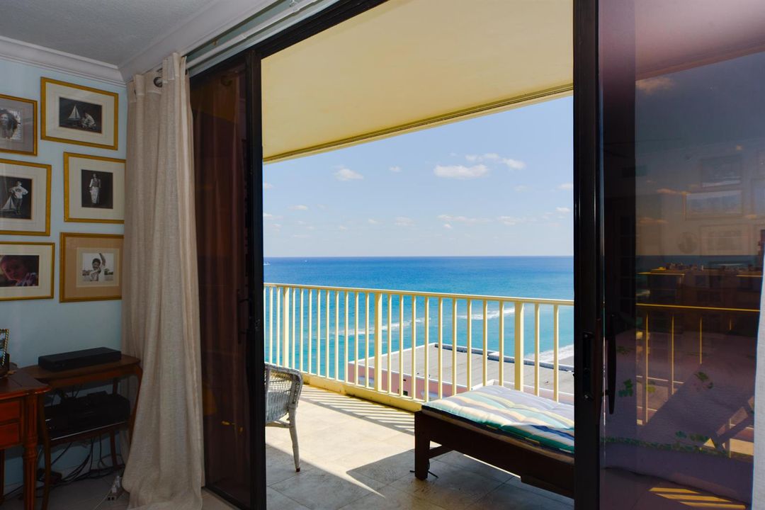 master view