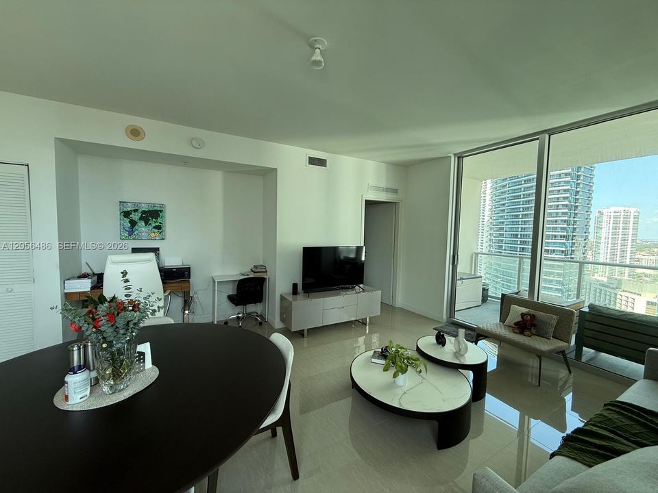 En Venta: $535,000 (1 camas, 1 baños, 790 Pies cuadrados)