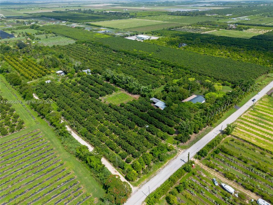 На продажу: $2,150,000 (0 спален, 0 ванн, 0 Квадратных фут)