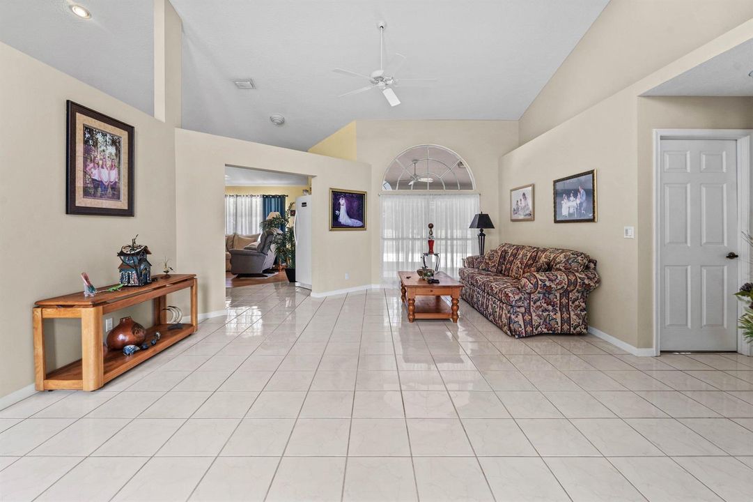 006-157MontereyWay-WestPalmBeach-FL-3341