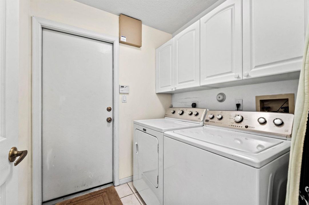 031-157MontereyWay-WestPalmBeach-FL-3341
