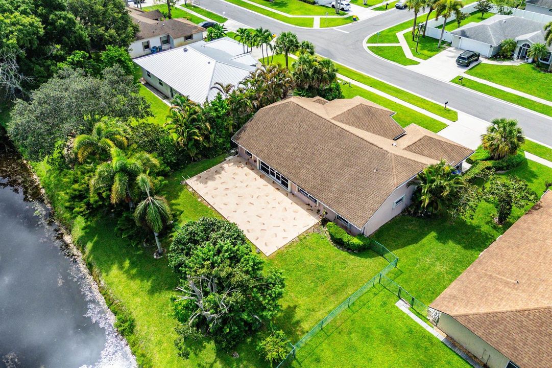 039-157MontereyWay-WestPalmBeach-FL-3341