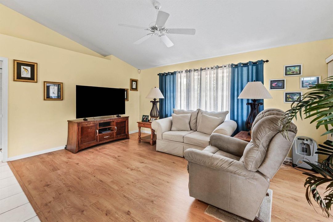 011-157MontereyWay-WestPalmBeach-FL-3341