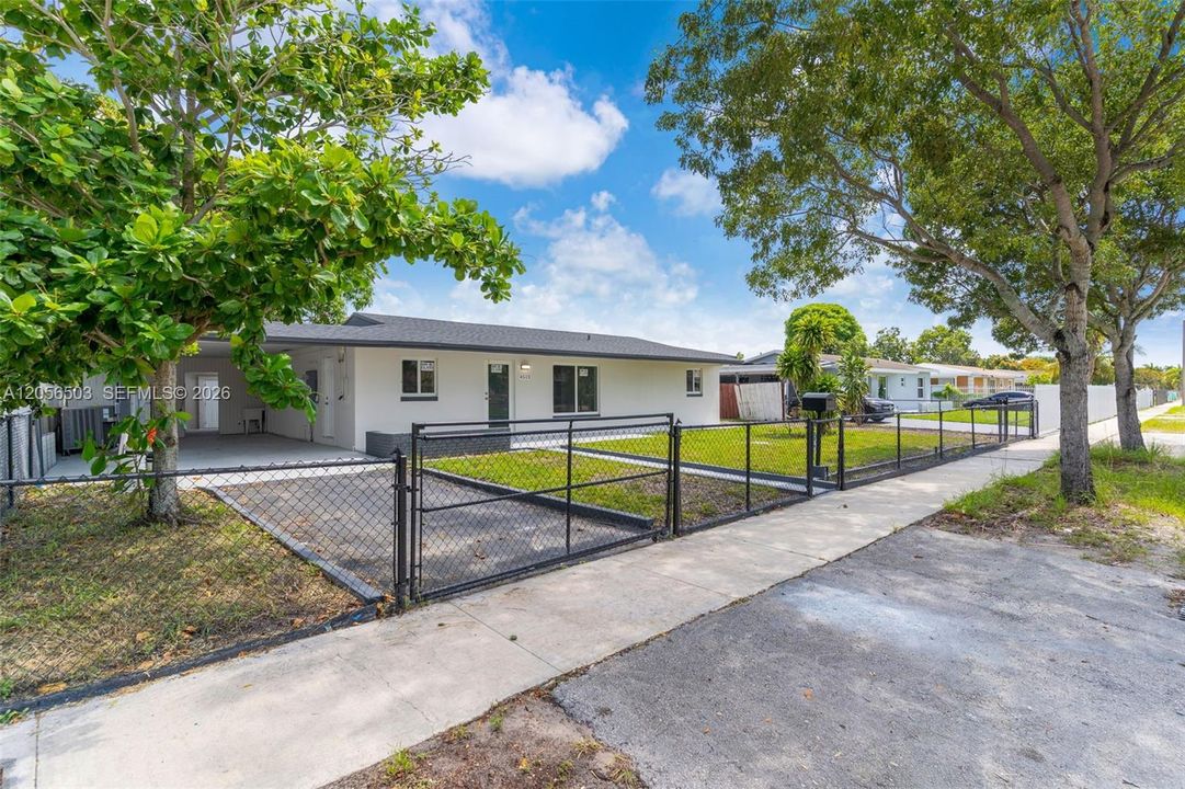Activo con contrato: $680,000 (5 camas, 2 baños, 1608 Pies cuadrados)