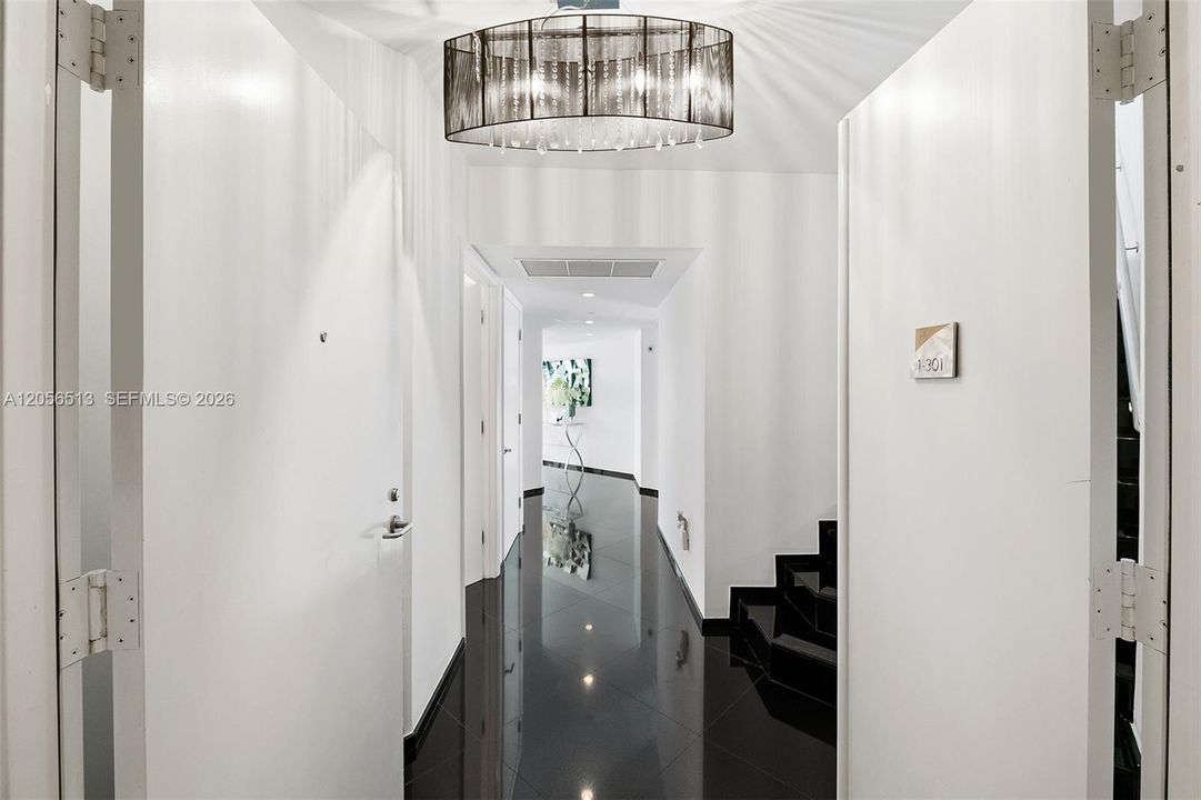 En Venta: $1,599,000 (5 camas, 3 baños, 3142 Pies cuadrados)