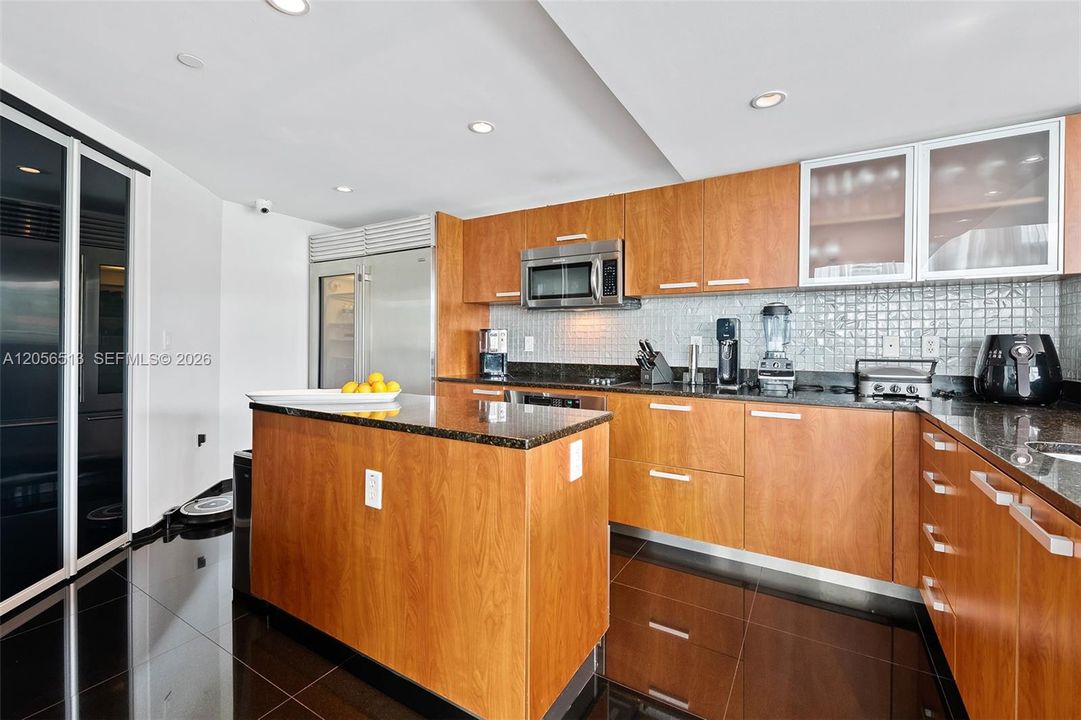 En Venta: $1,599,000 (5 camas, 3 baños, 3142 Pies cuadrados)