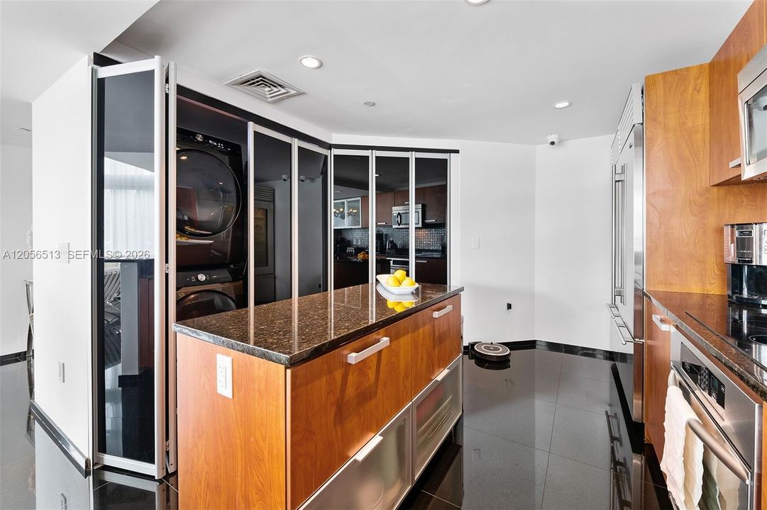 En Venta: $1,599,000 (5 camas, 3 baños, 3142 Pies cuadrados)