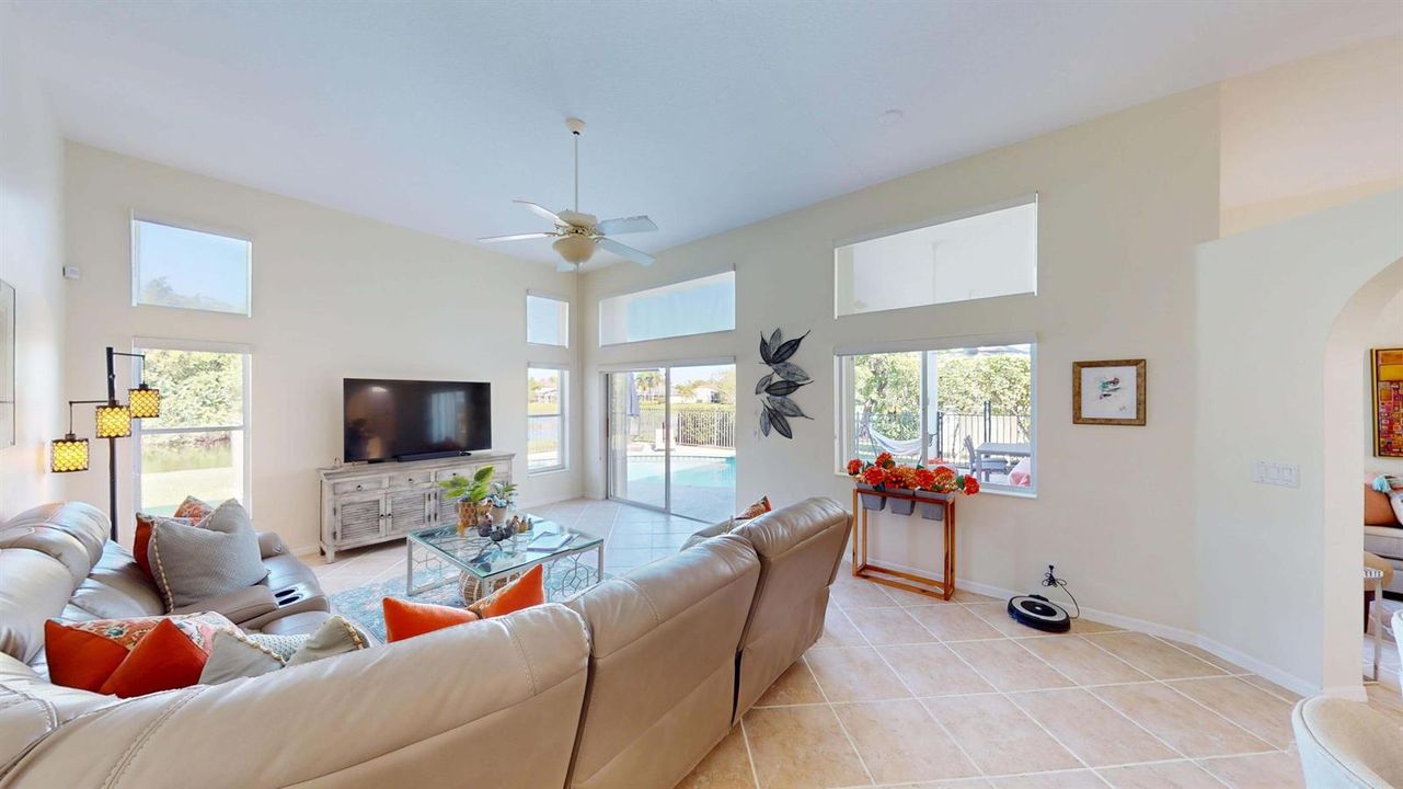 1651-Lakefield-North-Court-07202026_1510